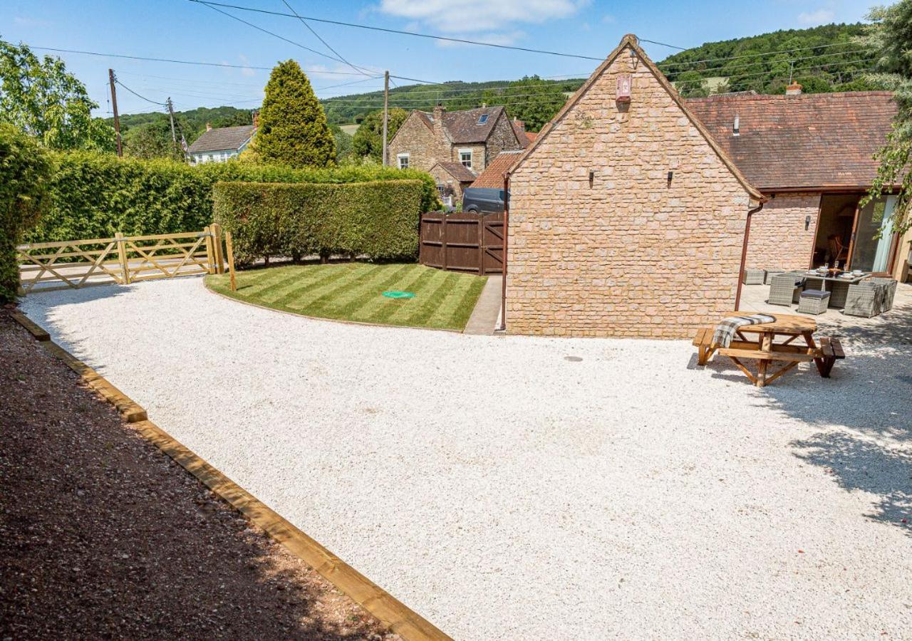 The Barn In Longhope - Luxury Barn Conversion 外观 照片