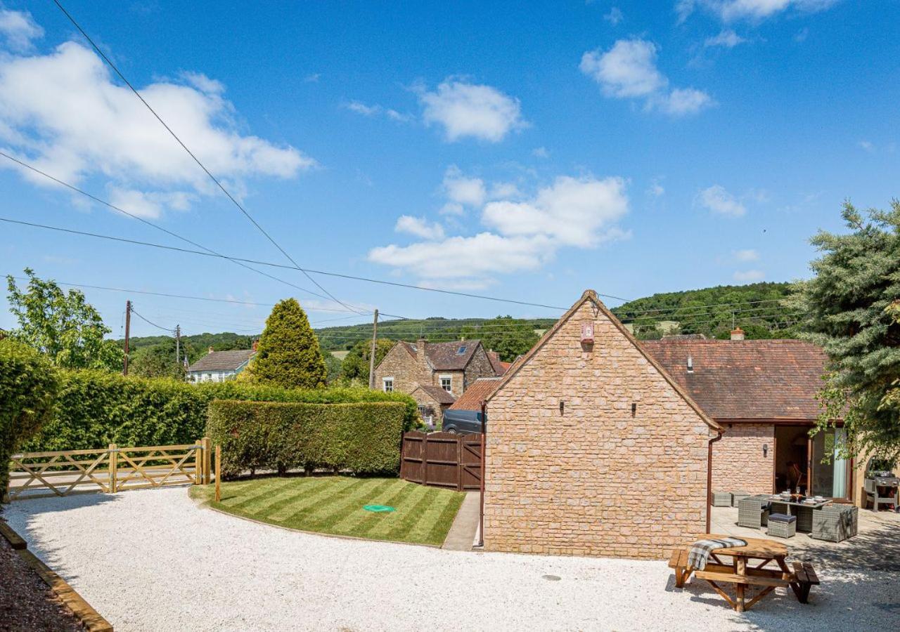 The Barn In Longhope - Luxury Barn Conversion 外观 照片