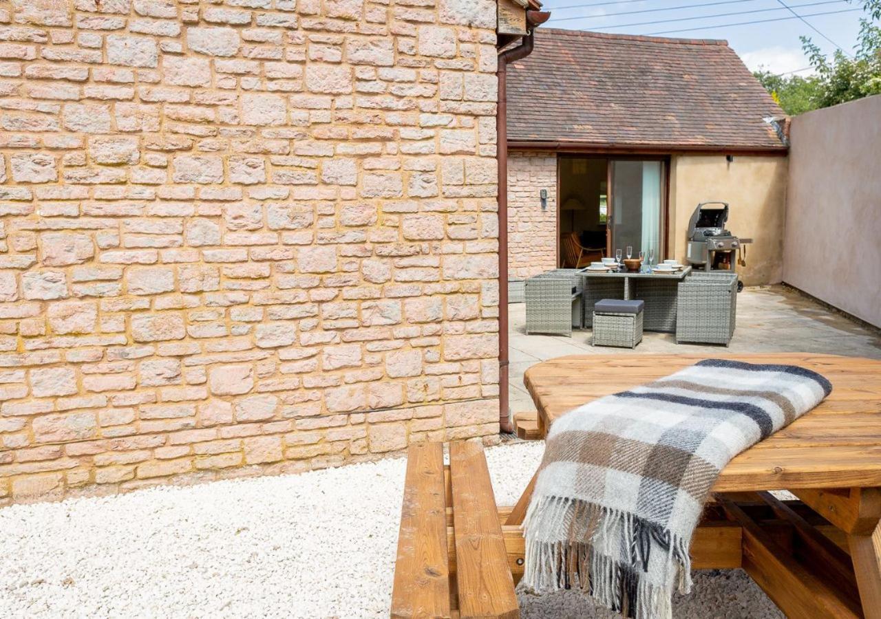 The Barn In Longhope - Luxury Barn Conversion 外观 照片